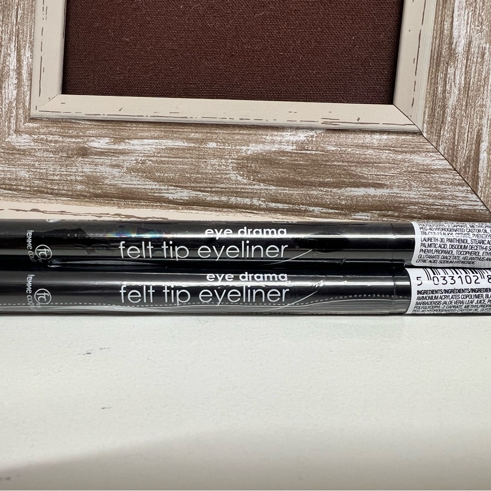Black Felt Tip Eyeliner